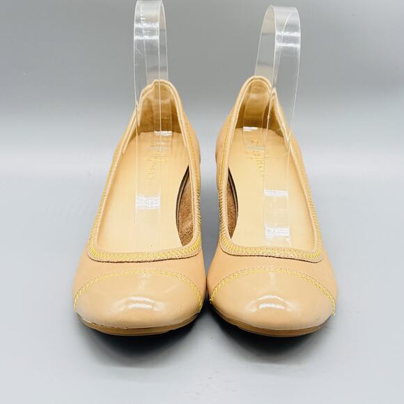 Cole Haan Shoes Womens 6.5 Beige Leather Wedge Heel Air Comfort Slip On Vintage - Picture 3 of 11